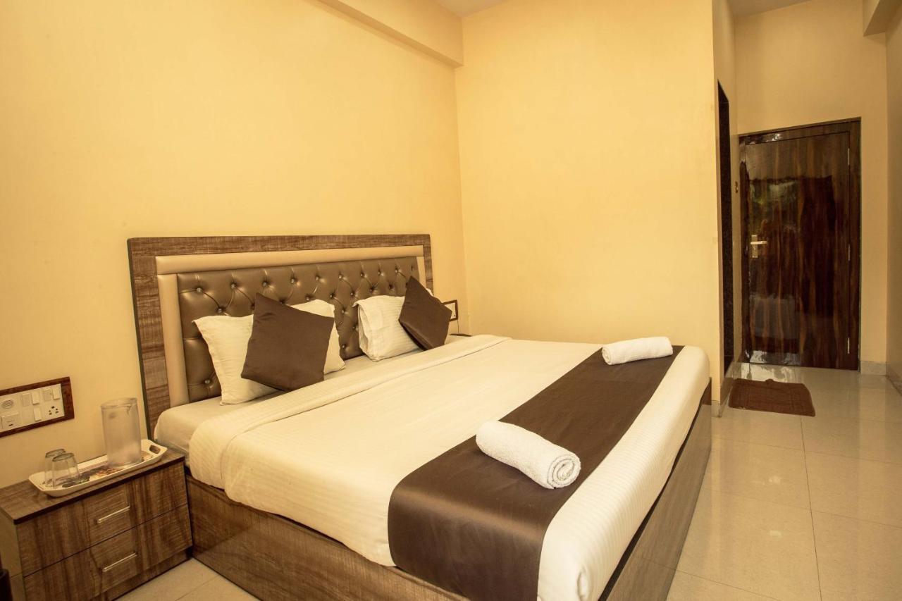 Hotel Apsara Near JJ Hospital Bombay Exterior foto